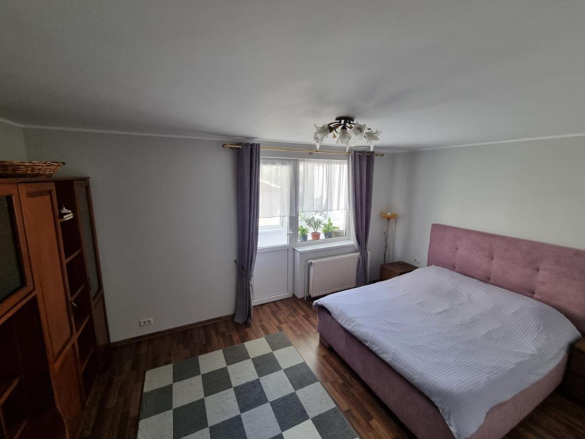 Yla Apartments Piatra Neamţ Exterior foto